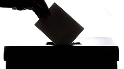 Government vs Campaign